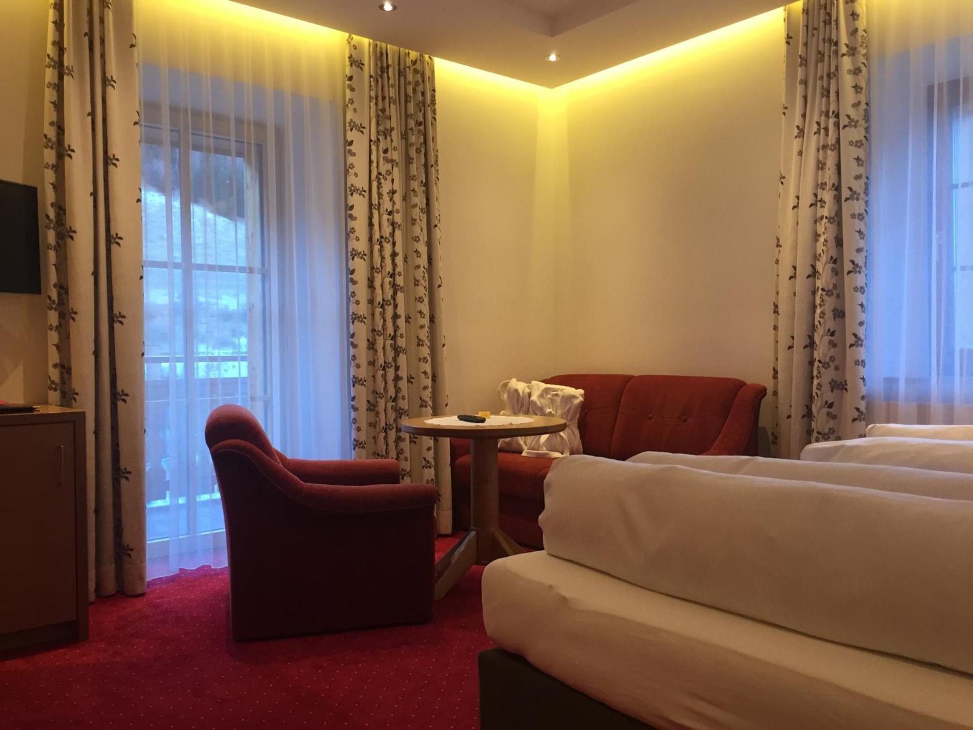 Hotel Angelika سانكت أنتون ام ارلبرغ الغرفة الصورة
